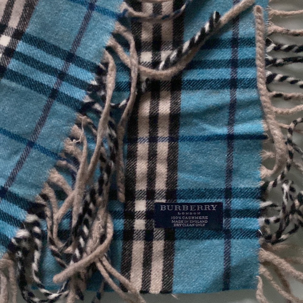 Burberry cashmere scarf- blue